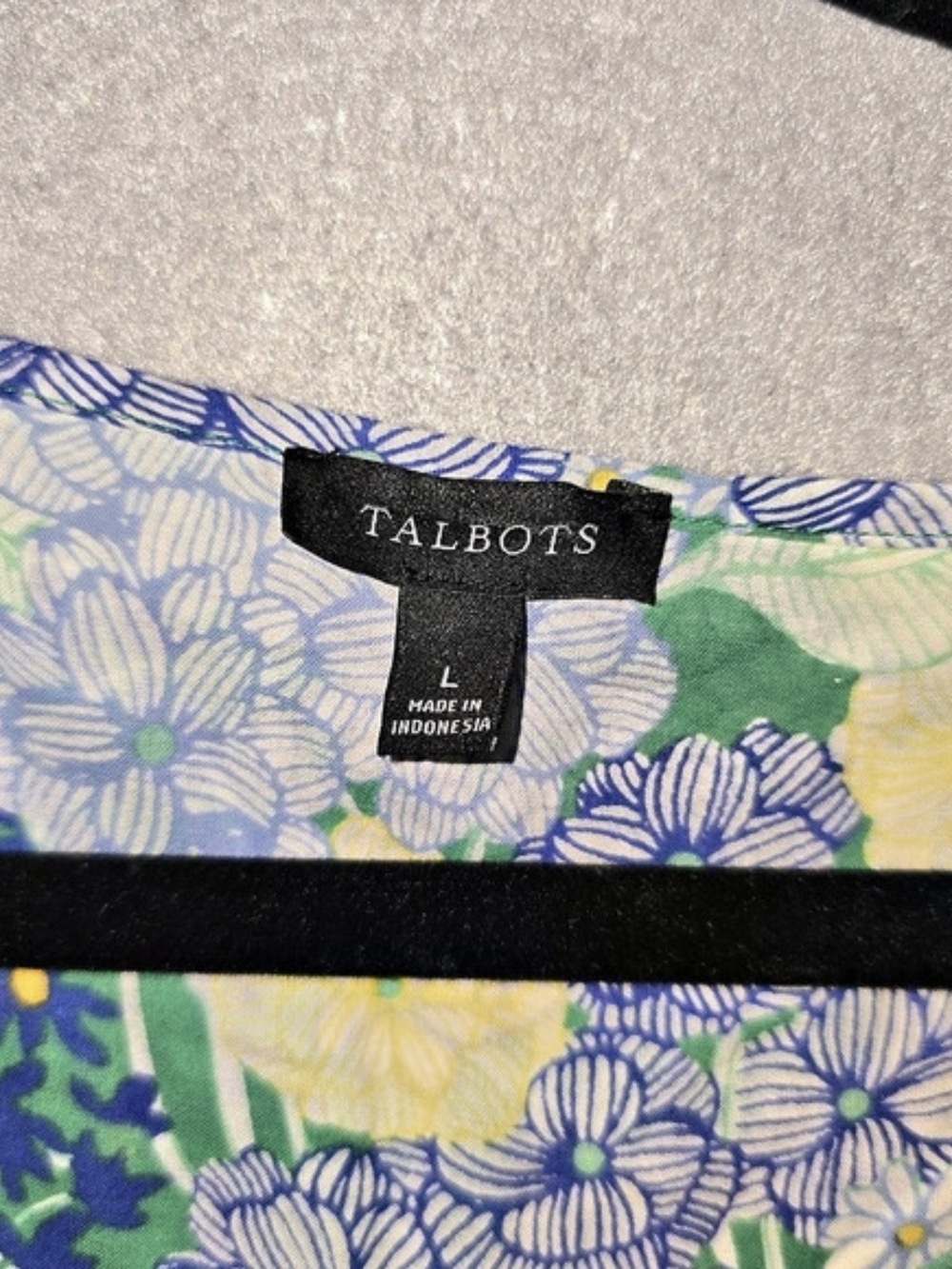 Talbots Floral Cotton Blouse in Green & Blue Size Large Bubble Long Sleeve Light - Picture 5 of 8